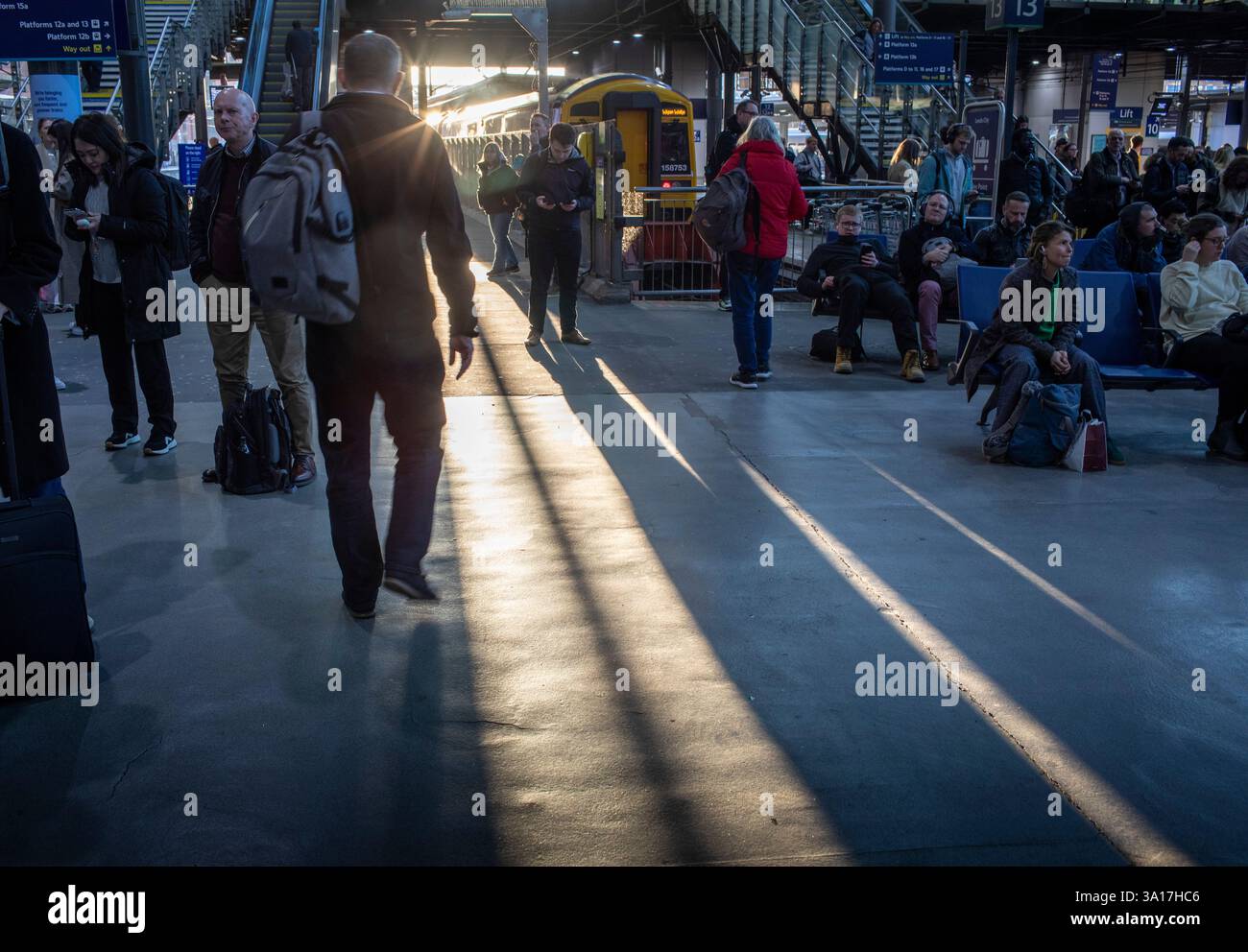 leeds-railway-station-also-known-as-leeds-city-railway-station-is-the