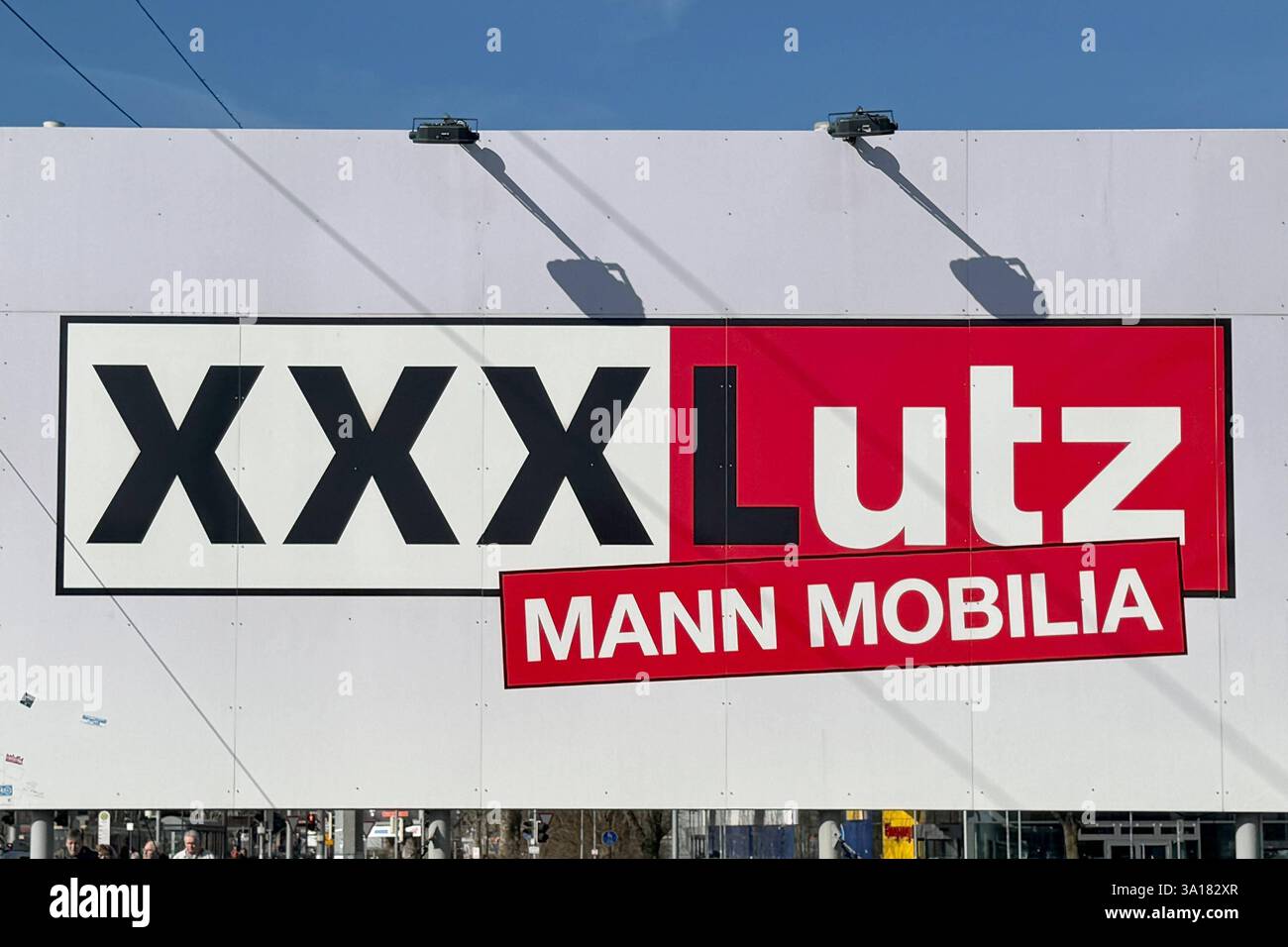 Mann mobilia xxxl lutz hi-res stock photography and images
