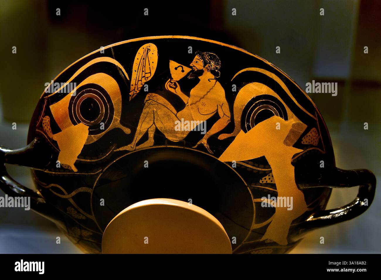 Athenian Red Figure Kylix drinking cup. Andokides Painter ca 520 BC ...