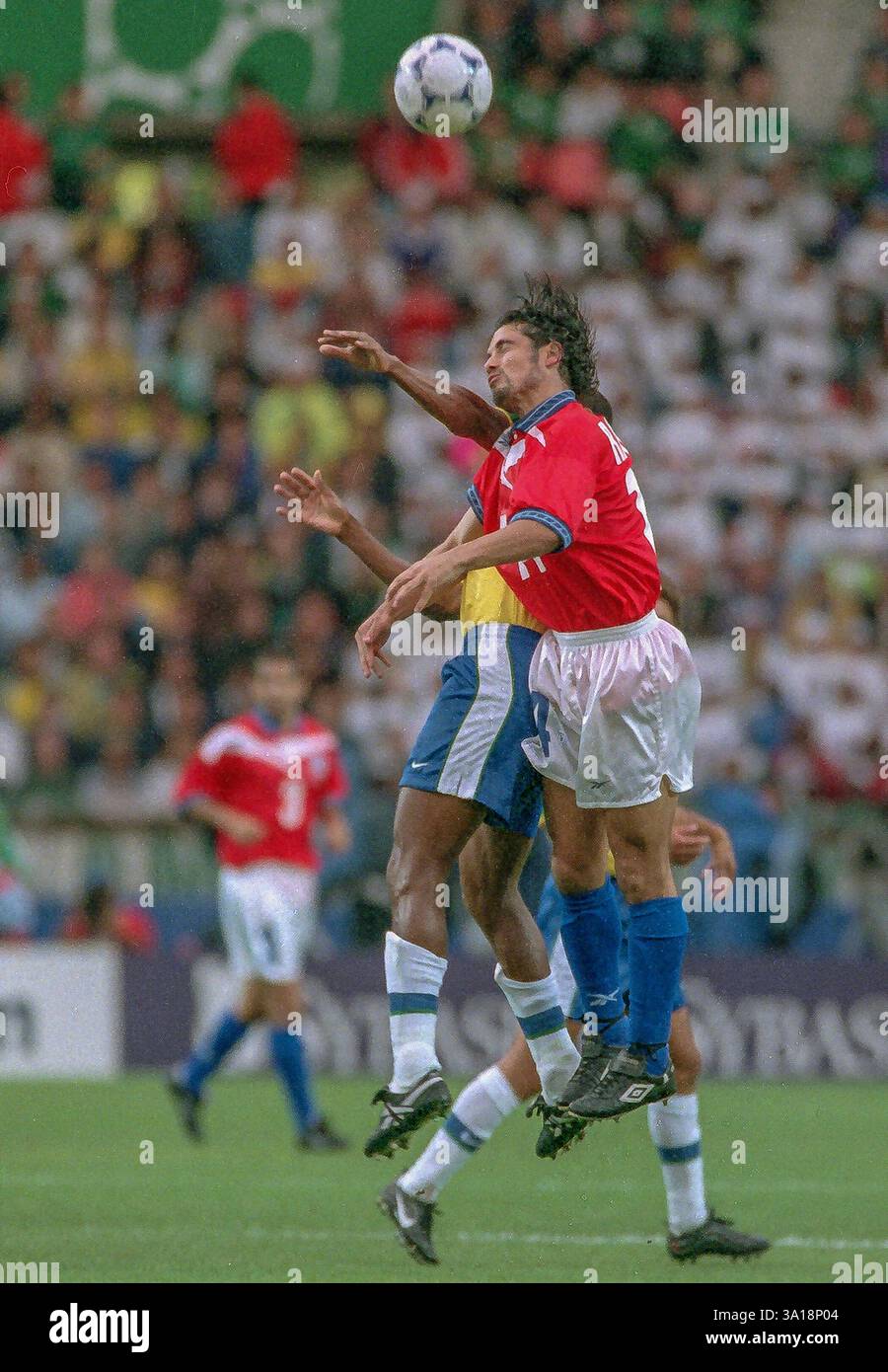 Ivan zamorano hi-res stock photography and images - Alamy