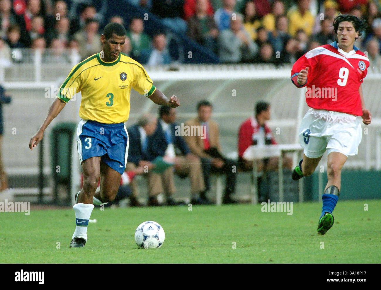 Ivan zamorano chile hi-res stock photography and images - Alamy