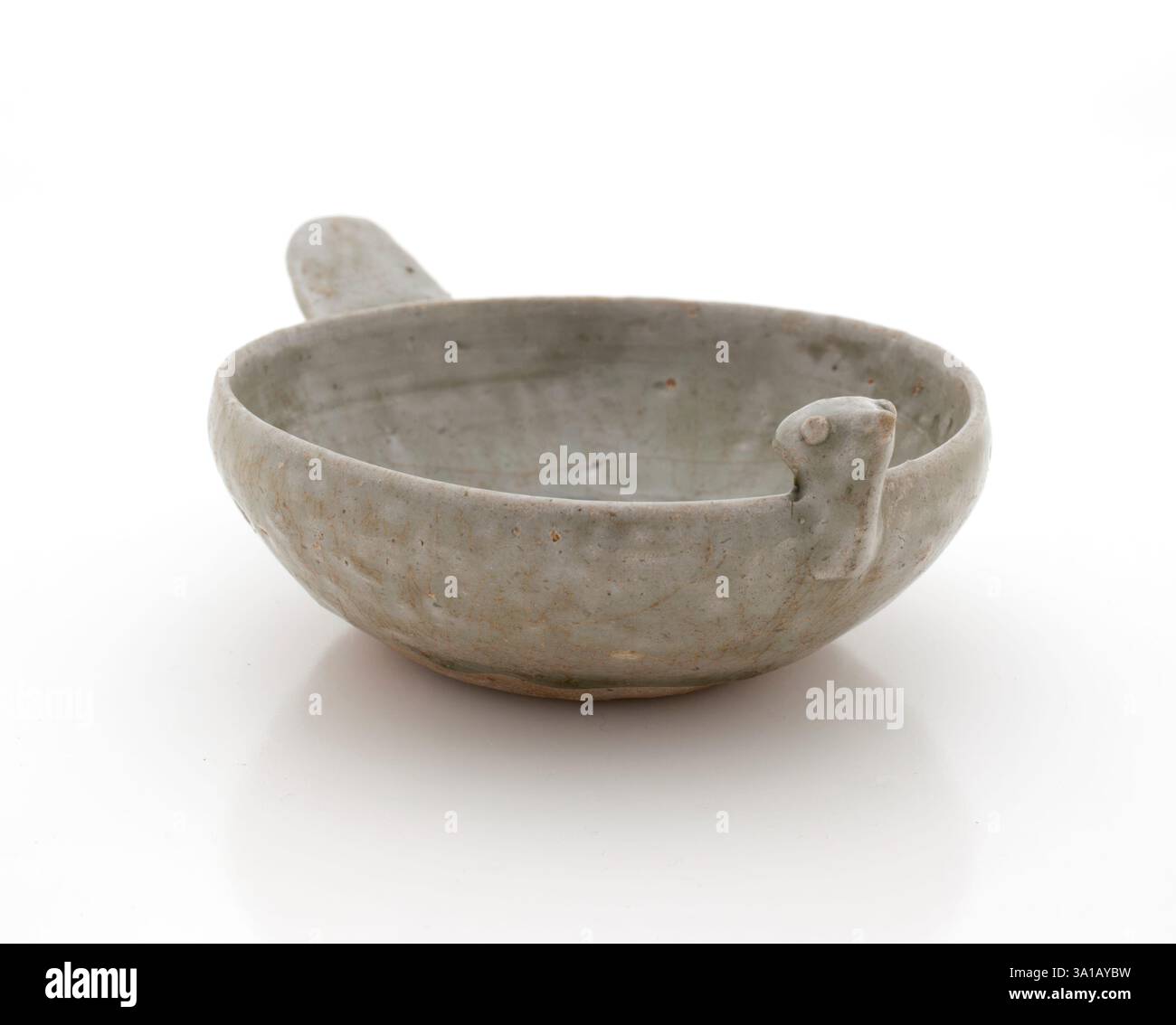 Shallow dish with bird head and tail, 265-316. Stock Photo