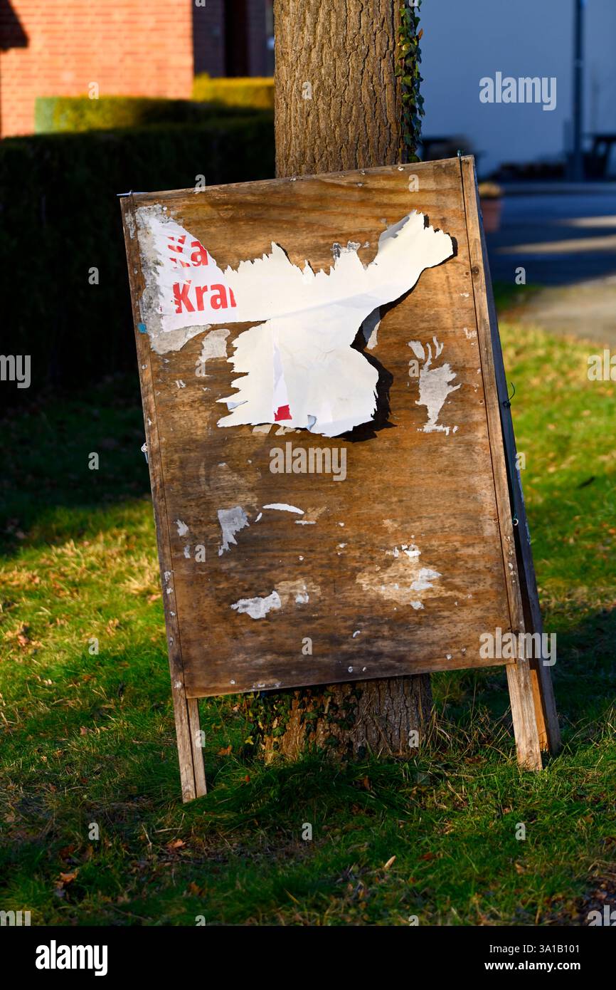 Torn-off election poster for the Bundestag election in Hamburg, Germany Stock Photo