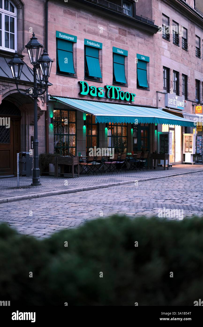 Exterior view of the restaurant 'Das Moor' in Nuremberg's old town. Restaurant for Franconian cuisine and cafe in Viennese coffee house style on Hefnerplatz Stock Photo