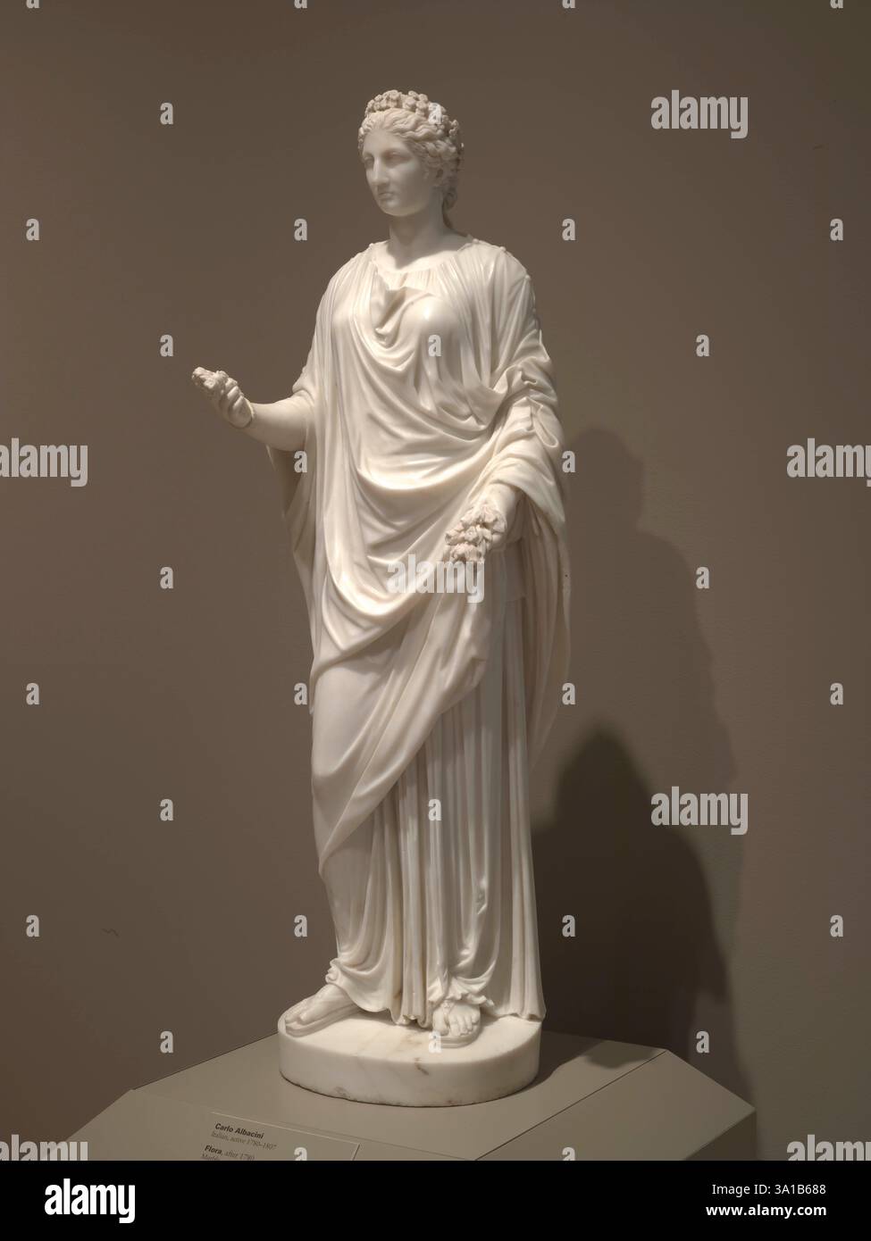 Statue roman goddess flora hi-res stock photography and images - Alamy