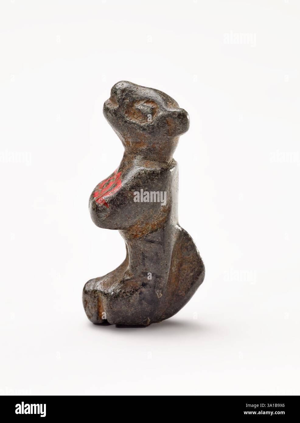 Animal effigy (possibly bear), 200 BC - 1500 C.E.. Stock Photo