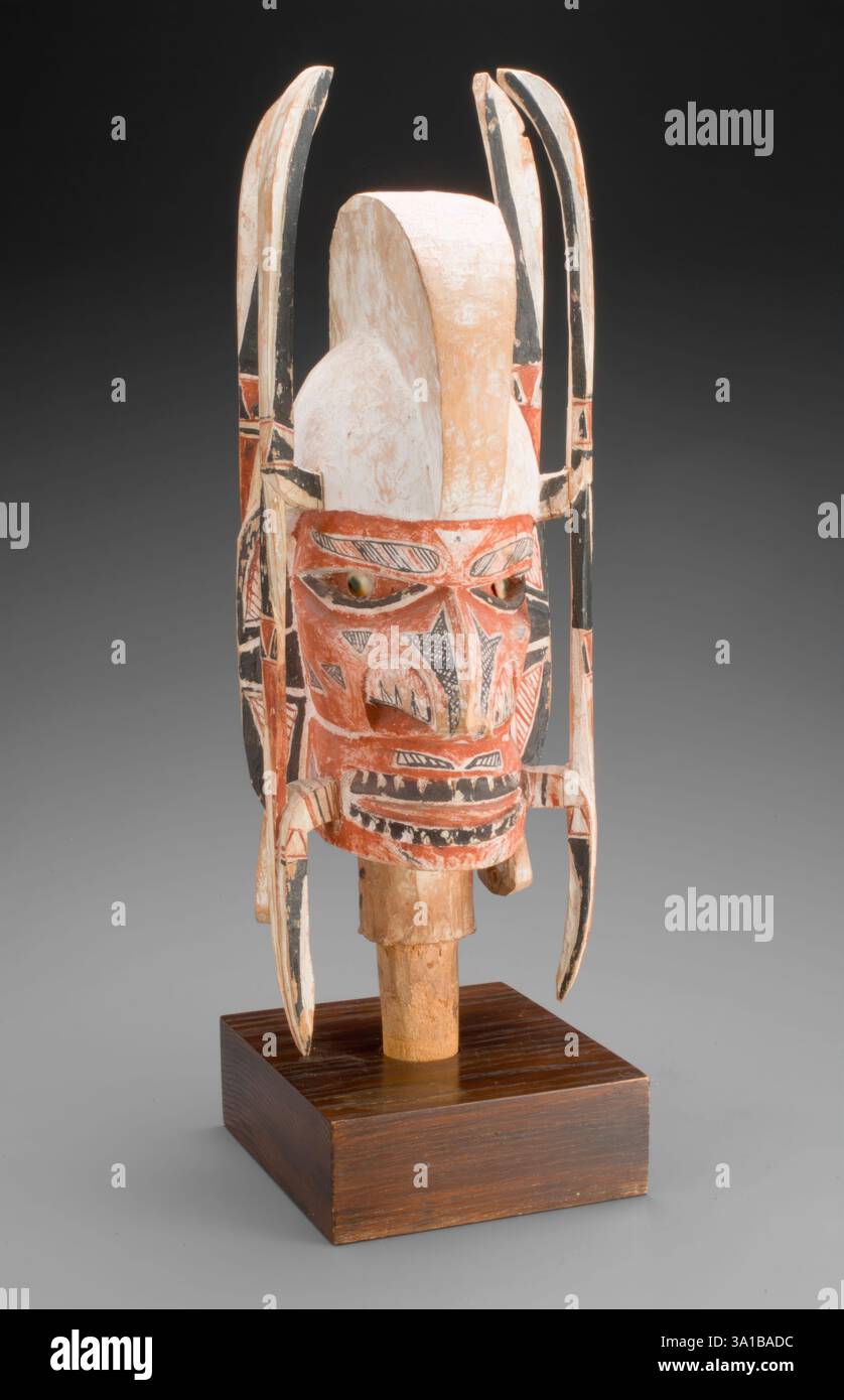 Small Head Ritual Human head on post for Malaggan funerary rituals, 1880-1920 Stock Photo ...