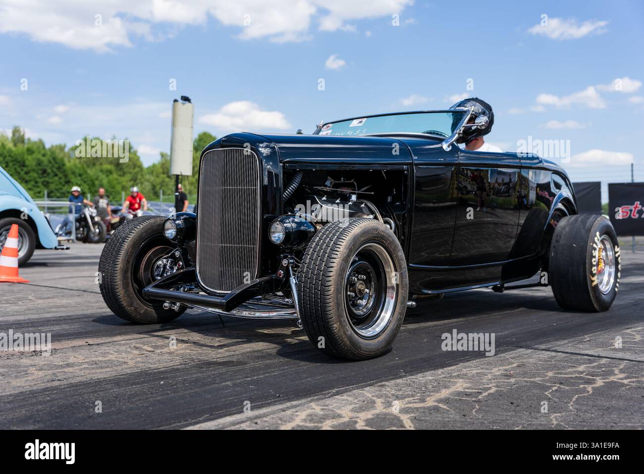 FINOWFURT, GERMANY - JUNE 28, 2024: The custom hot rod on the racing ...