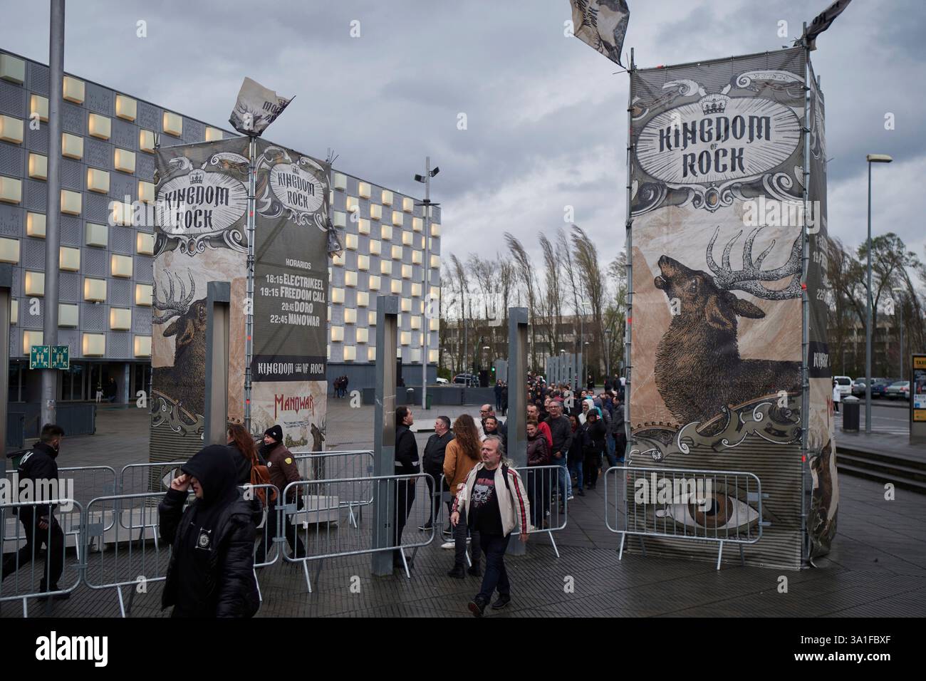 entrance-of-the-kingdom-of-rock-festival-at-the-navarra-arena-on