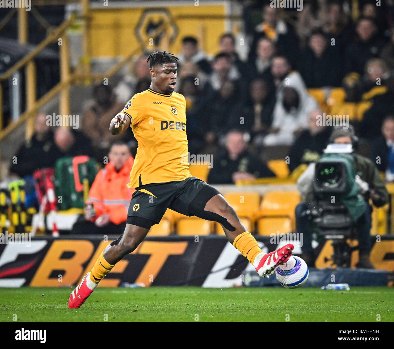 8th March 2025; Molineux Stadium, Wolverhampton, West Midlands, England ...