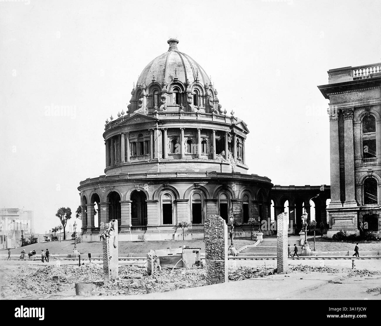 Hall of Records after earthquake McAllister and Leavenworth Streets