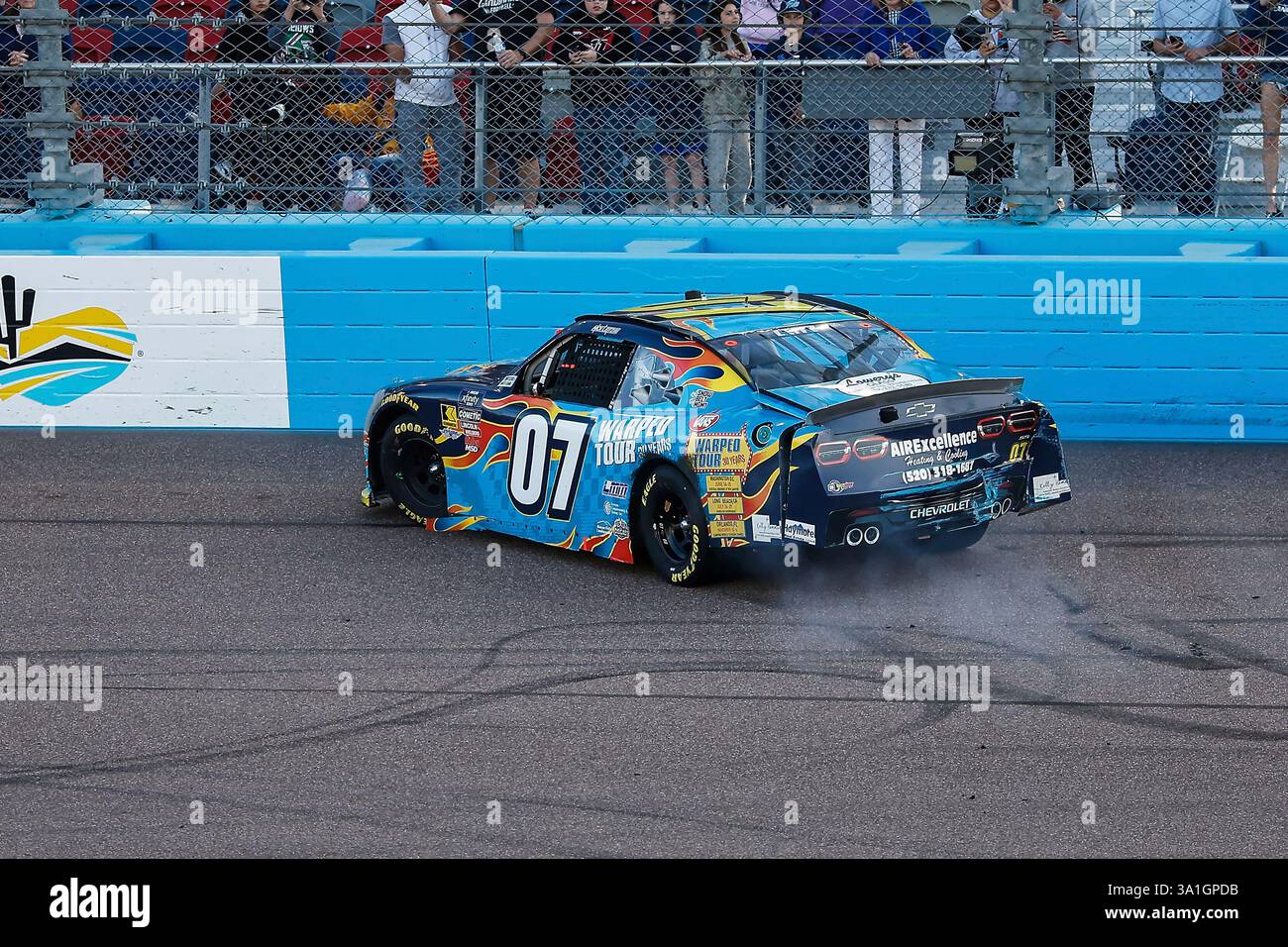 AVONDALE, AZ - MARCH 08: Nick Leitz (#7 SS GreenLight Racing Warped ...