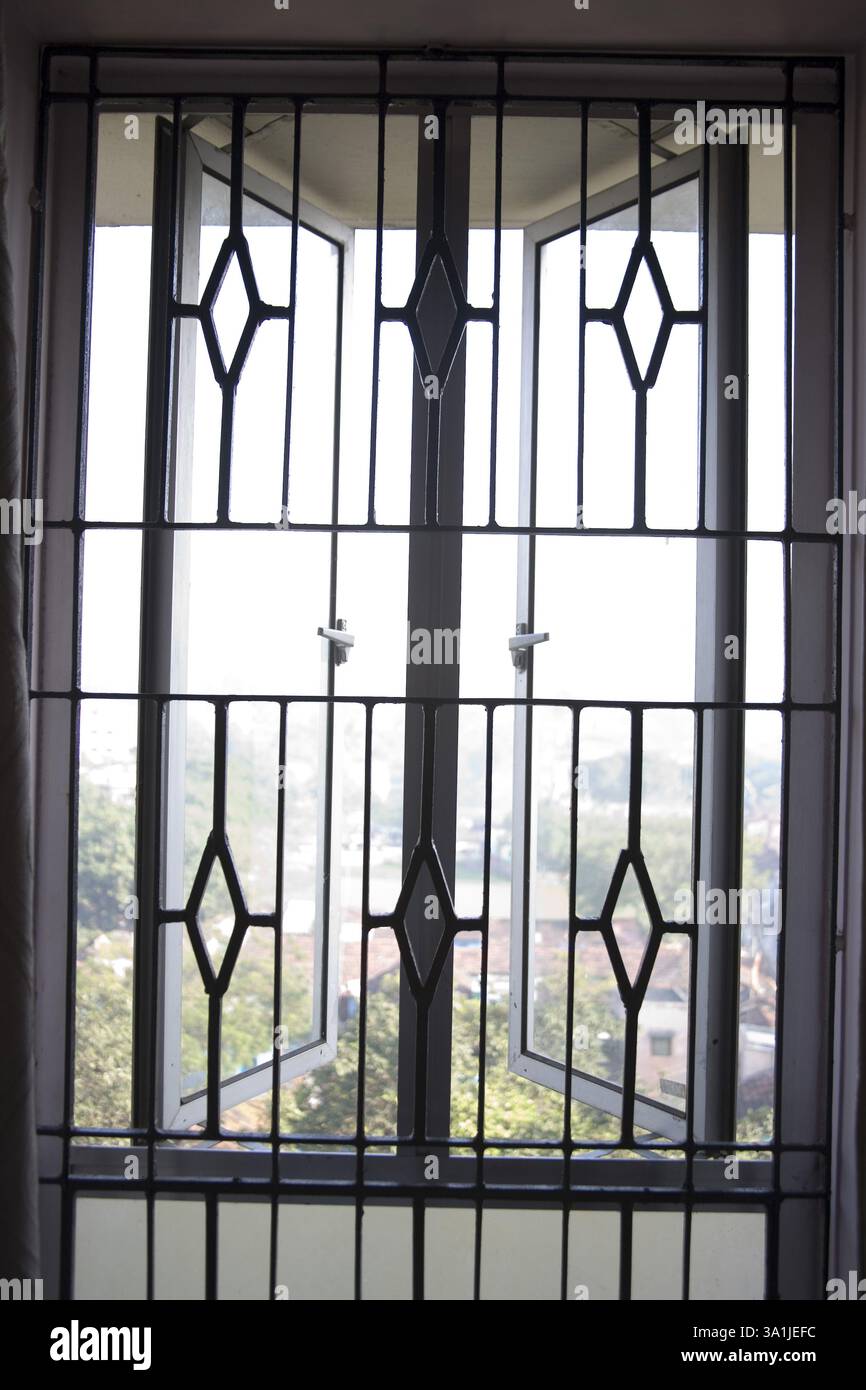 Grill design hi-res stock photography and images - Alamy, image size:866x1390