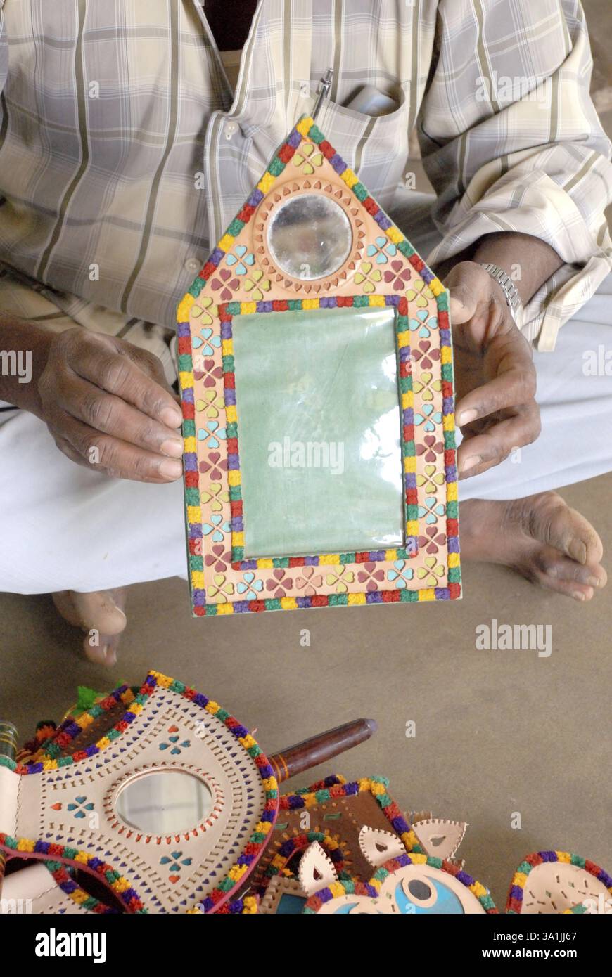 Kutch embroidery hi-res stock photography and images - Alamy