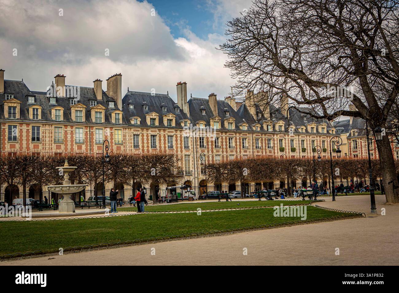 Die Platz Des Vosges Element Ein Triptychon Louis Gilbert Bellan main image 1
