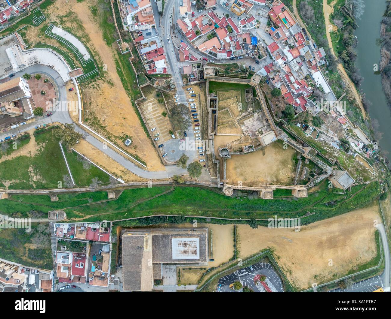 aerial-ground-plan-view-of-alcala-de-guadaira-castle-in-spain-stock