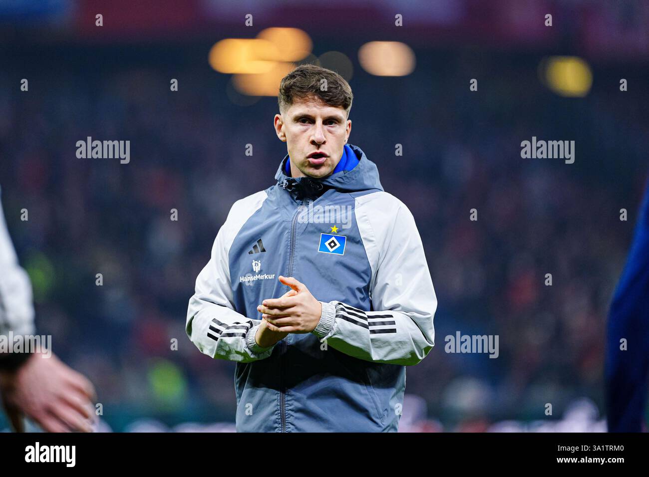 Hamburg, Deutschland. 08th Mar, 2025. Loic Fave (Hamburger SV, Co ...