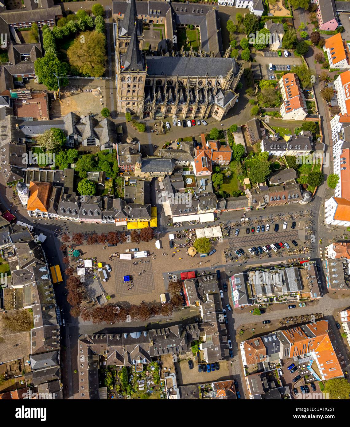 St Riktor Marktplatz mit st viktor dom hi-res stock photography and images - Alamy