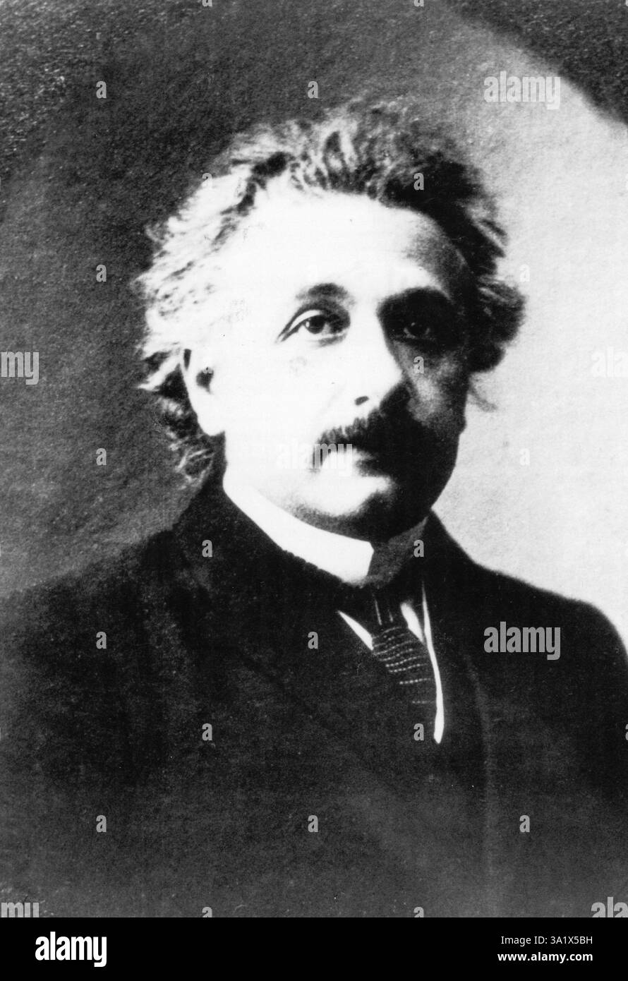 Albert einstein 1921 Black and White Stock Photos \u0026 Images - Page 2 - Alamy, image size:890x1390