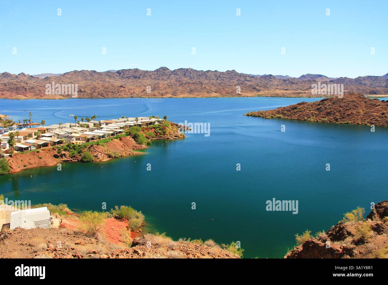 Lake Havasu And Homes Near Lake Havasu City Arizona Stock Photo Alamy