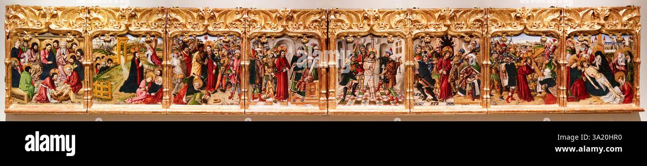 Predela con escenas de la Pasión de Cristo: Lavatorio de pies, Oración en el huerto, Prendimiento de Cristo, Cristo ante Caifás, Flagelación, Cristo a Stock Photo
