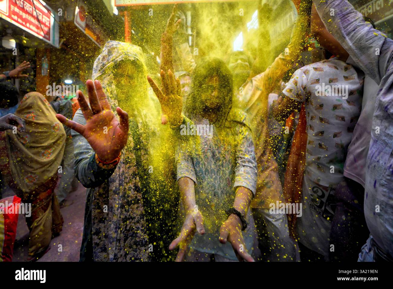 krishna temple holi festival