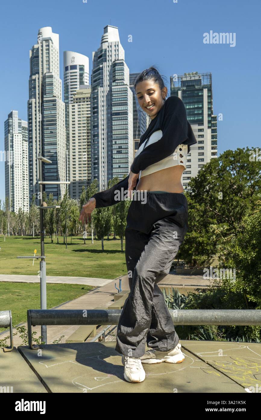 Dynamic urban landscape hi-res stock photography and images - Alamy