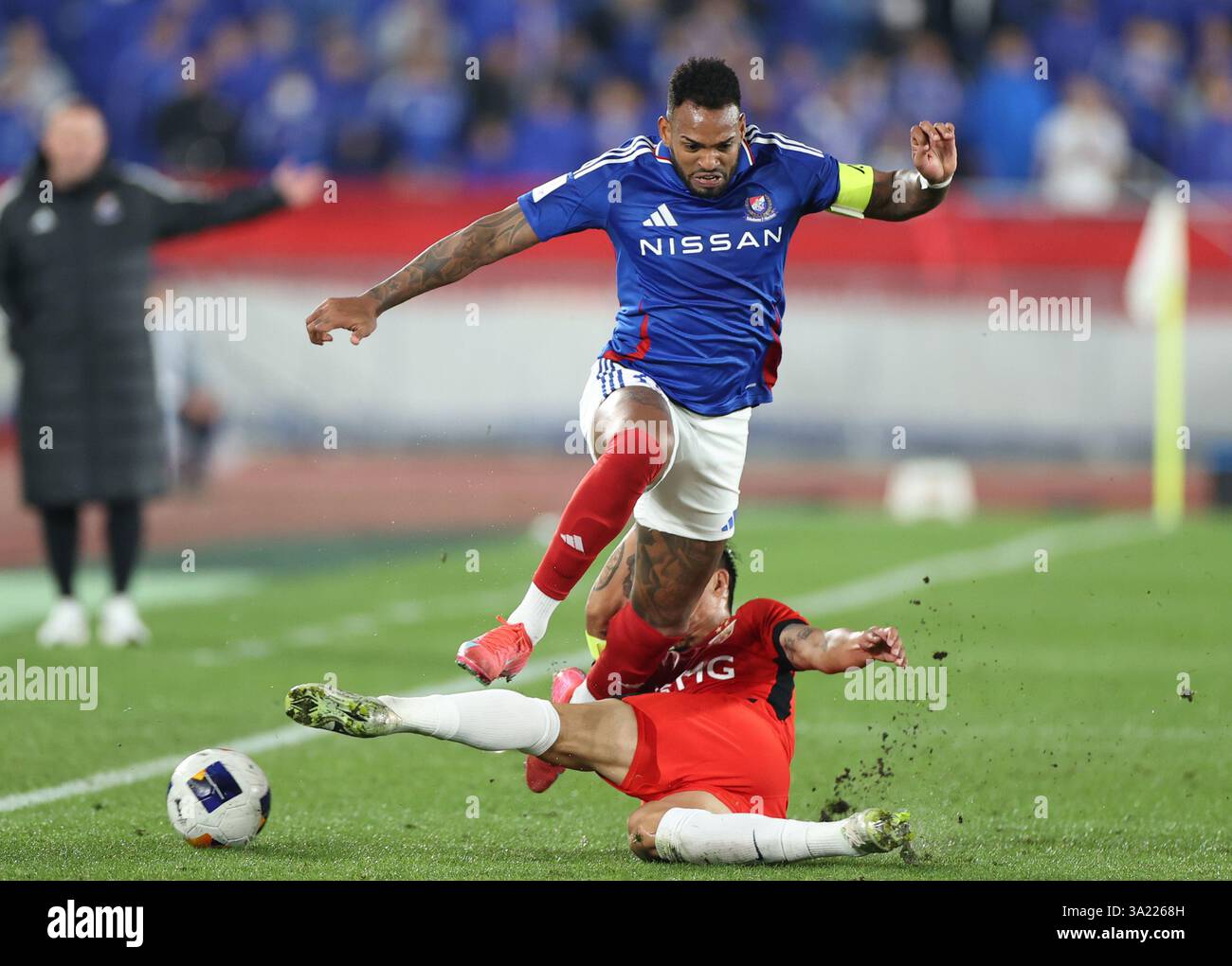 Yokohama marinos hi-res stock photography and images - Alamy
