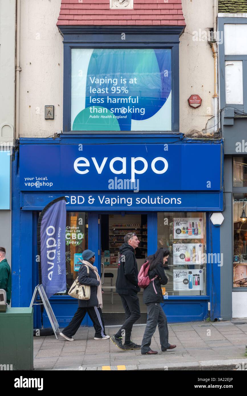 Vape shop hi-res stock photography and images - Alamy Vape shop hi-res stock photography and images - Alamy
