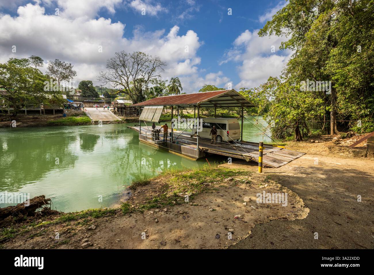 The Chain ferry across the Macal River near San Ignacio, Belize, Central America Stock Photo