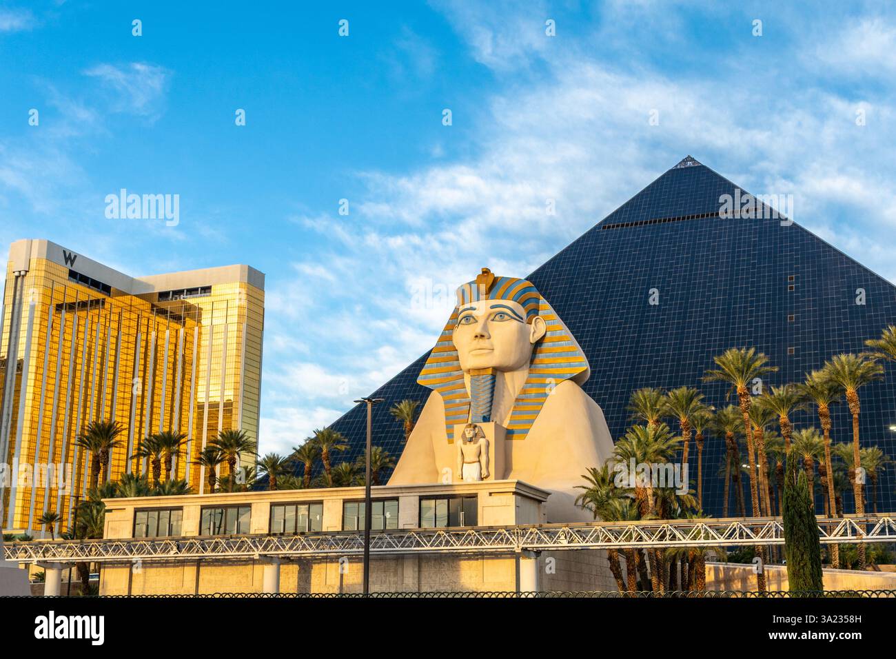Egyptian statue luxor las vegas hi-res stock photography and