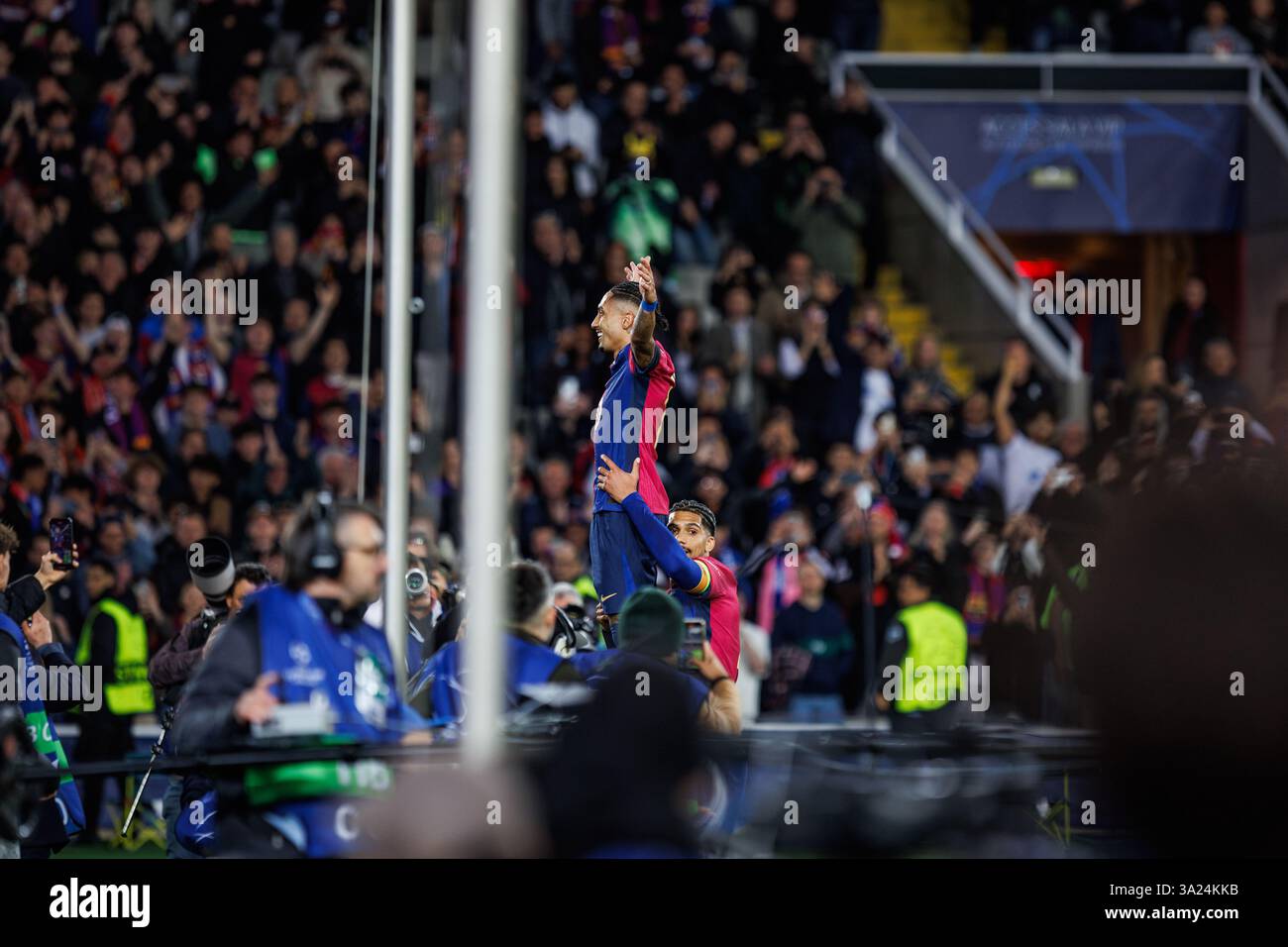 Barcelona benfica raphinha hi-res stock photography and images - Alamy