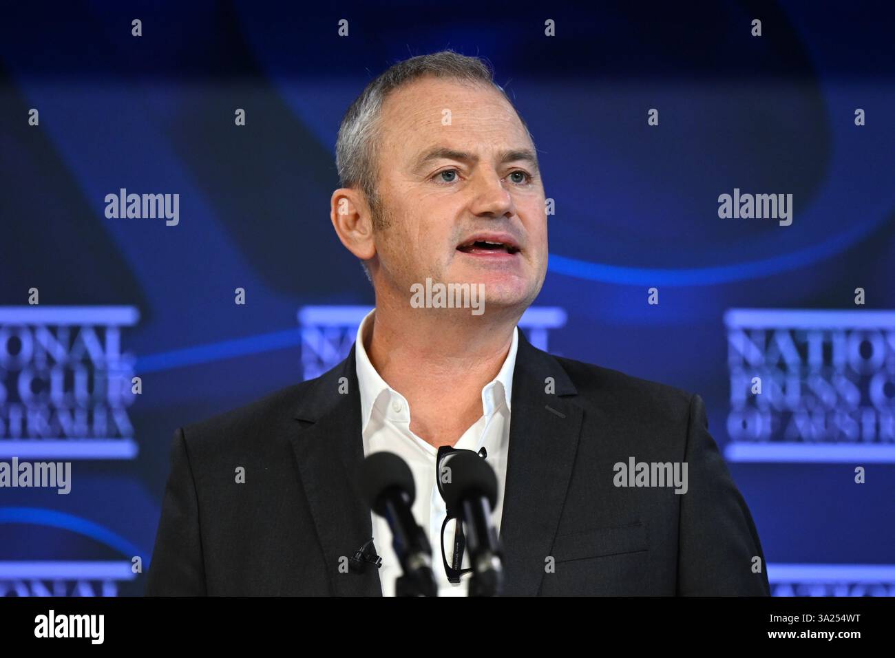 Founder of Climate 200 Simon Holmes à Court addresses the National ...