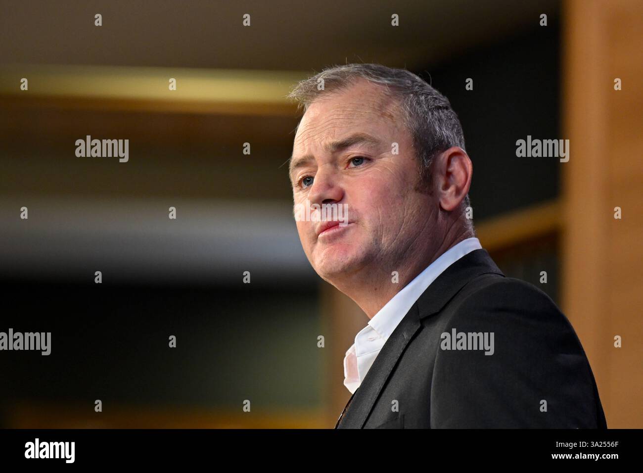 Founder of Climate 200 Simon Holmes à Court addresses the National ...