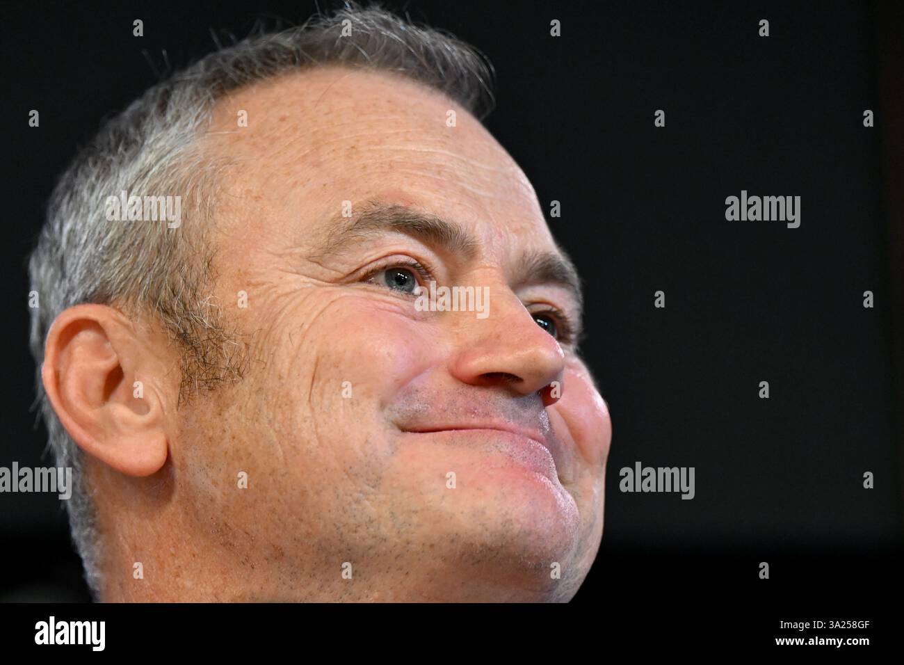 Founder of Climate 200 Simon Holmes à Court addresses the National ...