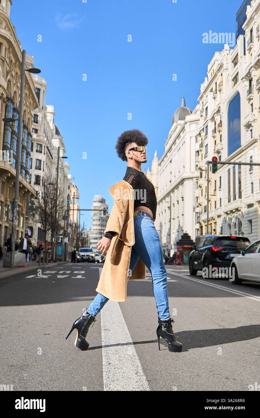 High heels walking street hi-res stock photography and images - Alamy