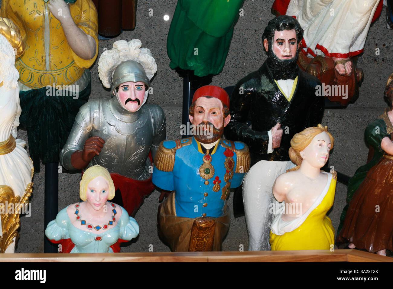 Ships figureheads hi-res stock photography and images - Alamy