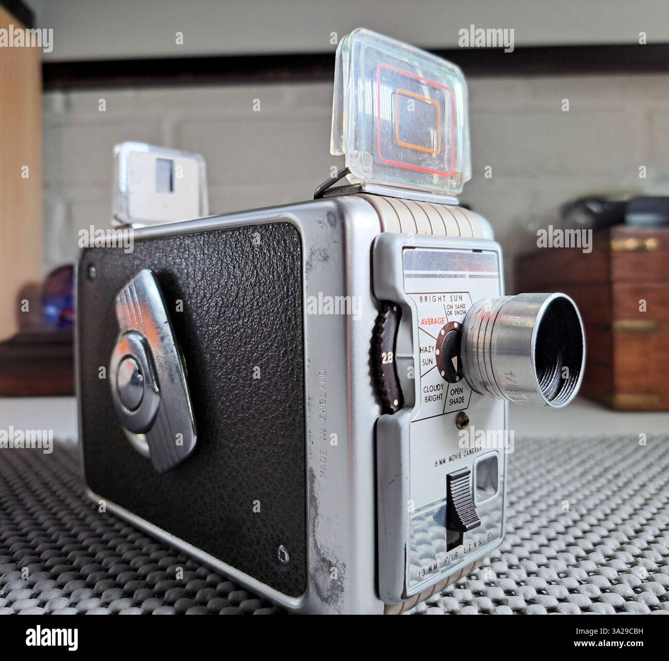 8mm film camera hi-res stock photography and images - Alamy 8mm film camera hi-res stock photography and images - Alamy