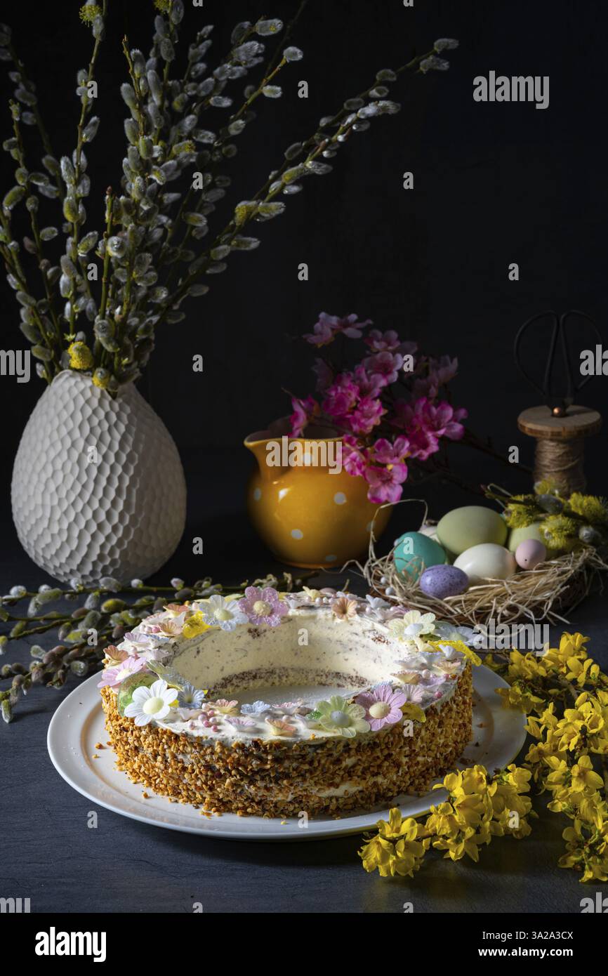 Money cake hi-res stock photography and images - Alamy