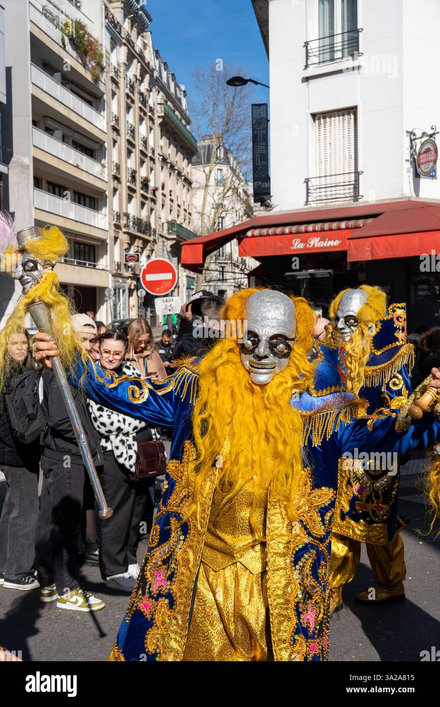 Unique parade characters hi-res stock photography and images - Alamy