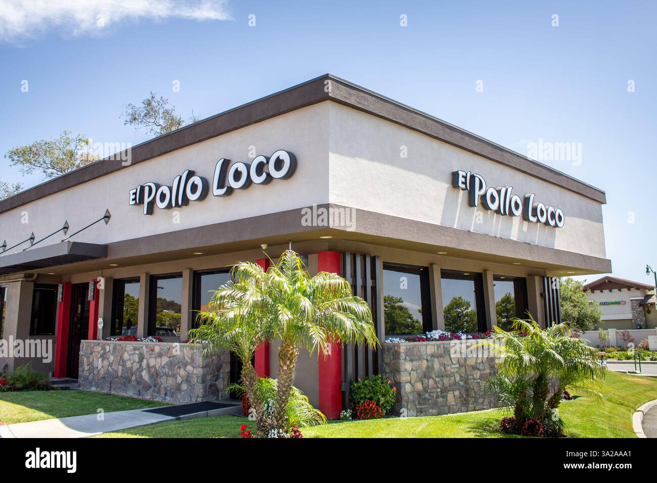 Pollo Corner El taco pollo hi-res stock photography and images - Alamy