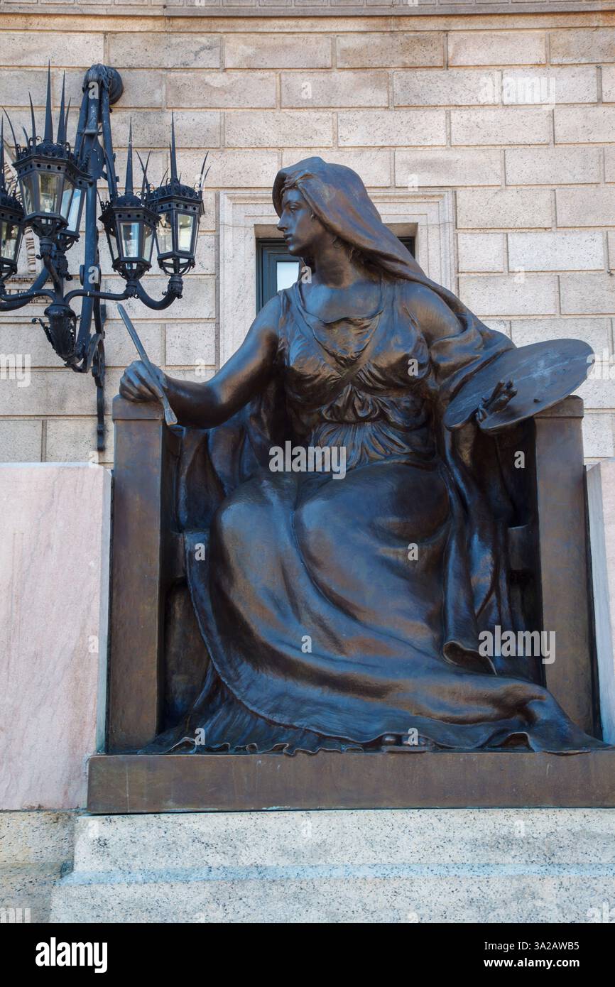 the-newston-darwin-franklin-morse-moneument-on-the-facade-of-the-boston