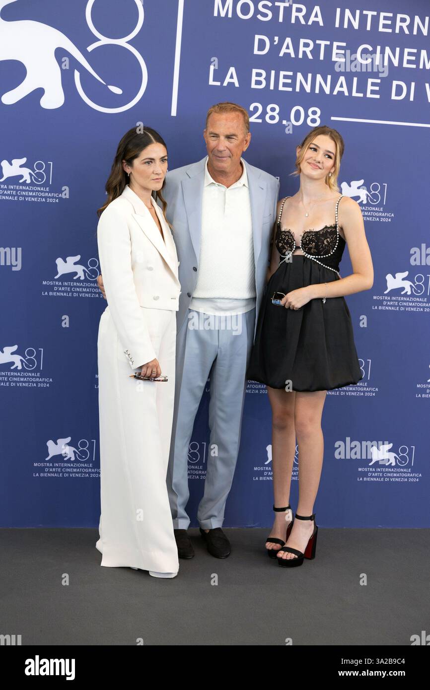 VENICE, ITALY SEPTEMBER 07 Isabelle Fuhrman, Kevin Costner and
