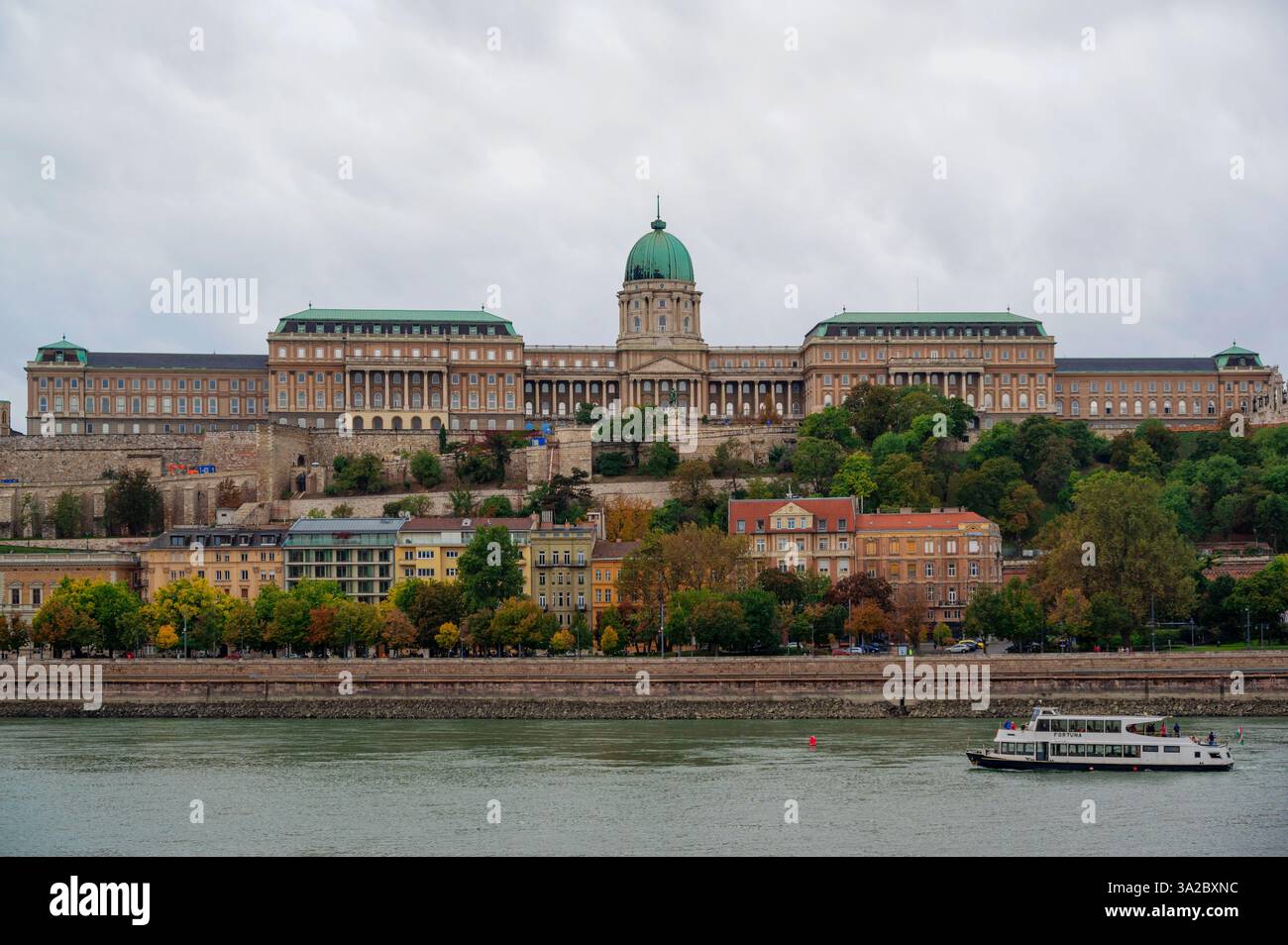 View of the Buda Castle captured from the Széchenyi Chain Bridge in ...