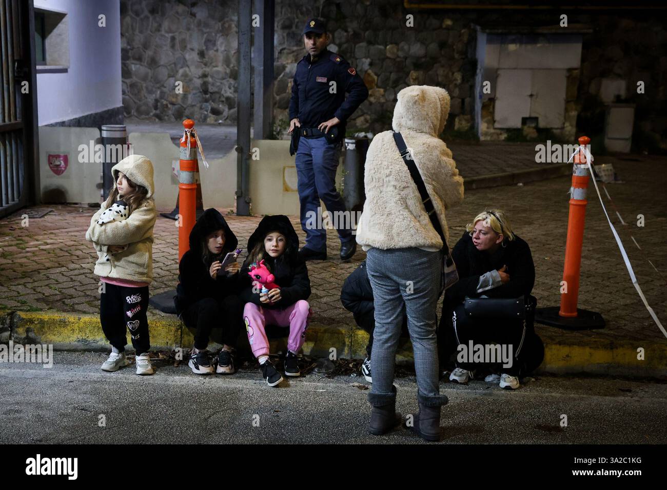 Naples March 13, 2025, 0125, Earthquake in Campi Flegrei, 20 tremors during the night, the