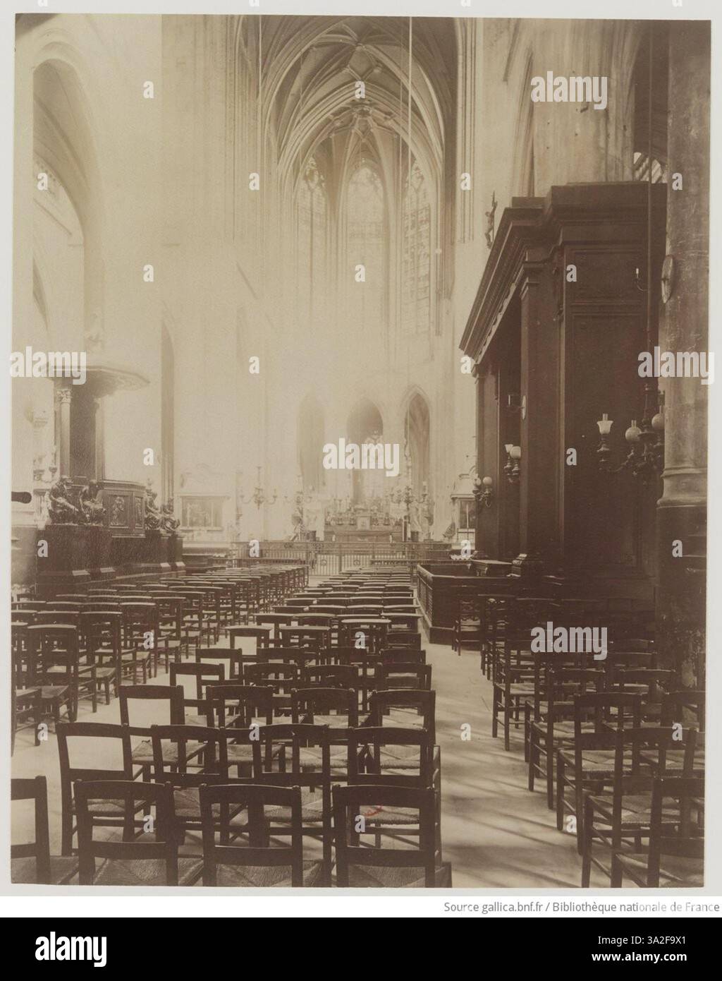 Early 1900s church interior hi-res stock photography and Early 1900s church interior hi-res stock photography and