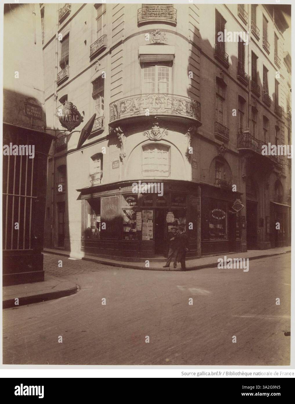 This image by Eugène Atget depicts the Hôtel du Tillet de la Bussière ...