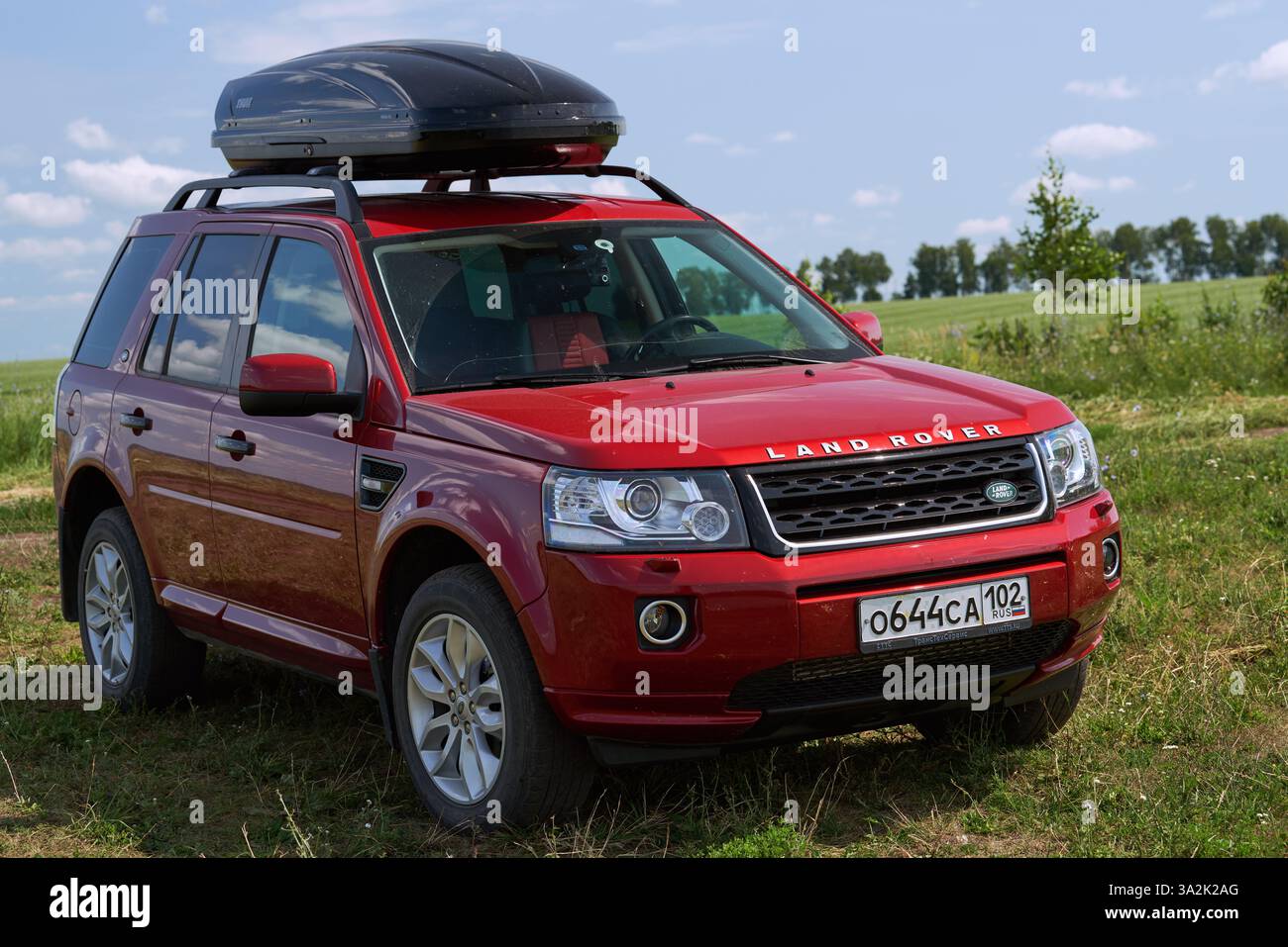 Box Land Rover Roof box land rover hi-res stock photography and images - Alamy