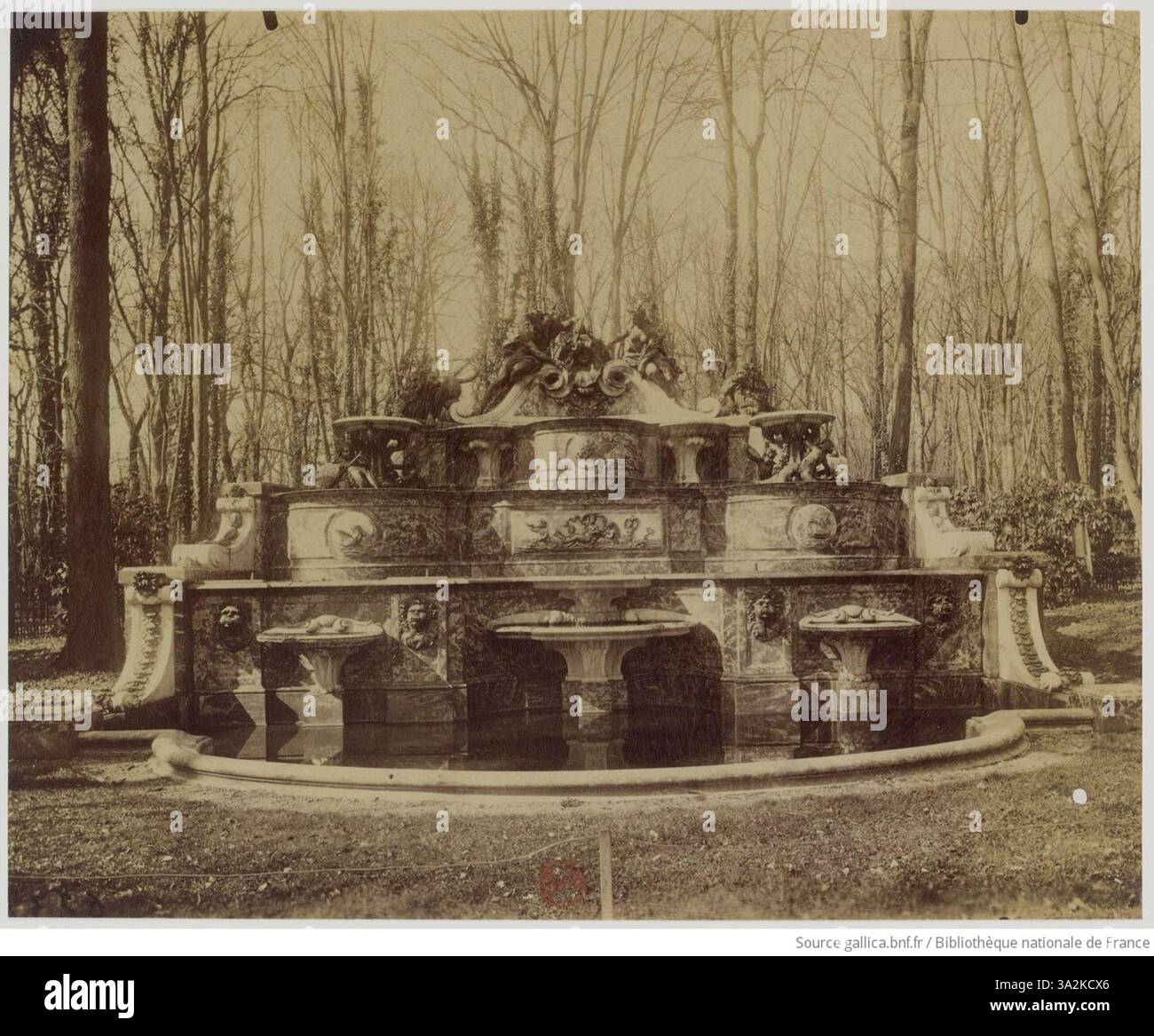 Bassin de la cascade hi-res stock photography and images - Alamy