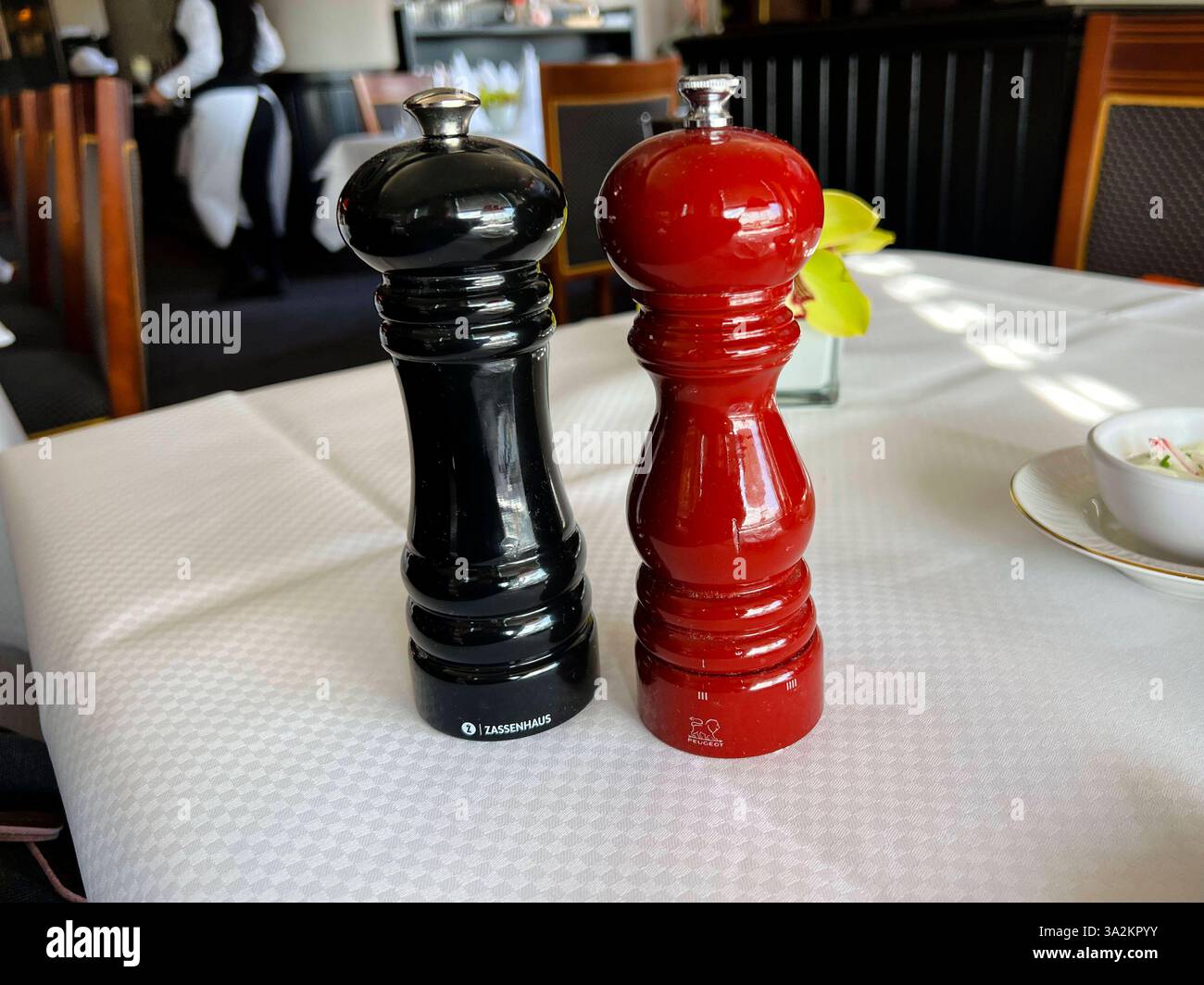 Fischereihafen Restaurant Hambur Hoelzerne Scharze Pfeffermuehle und ... Fischereihafen Restaurant Hambur Hoelzerne Scharze Pfeffermuehle und ...